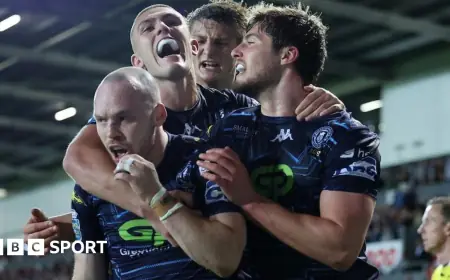 Wigan keep top spot in sight with win over Saints