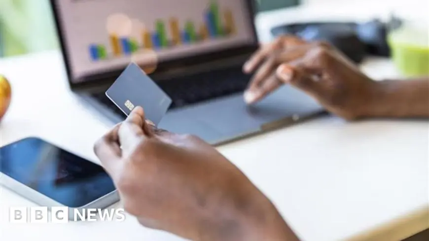 Woman's online shopping at work not sackable offence, judge rules